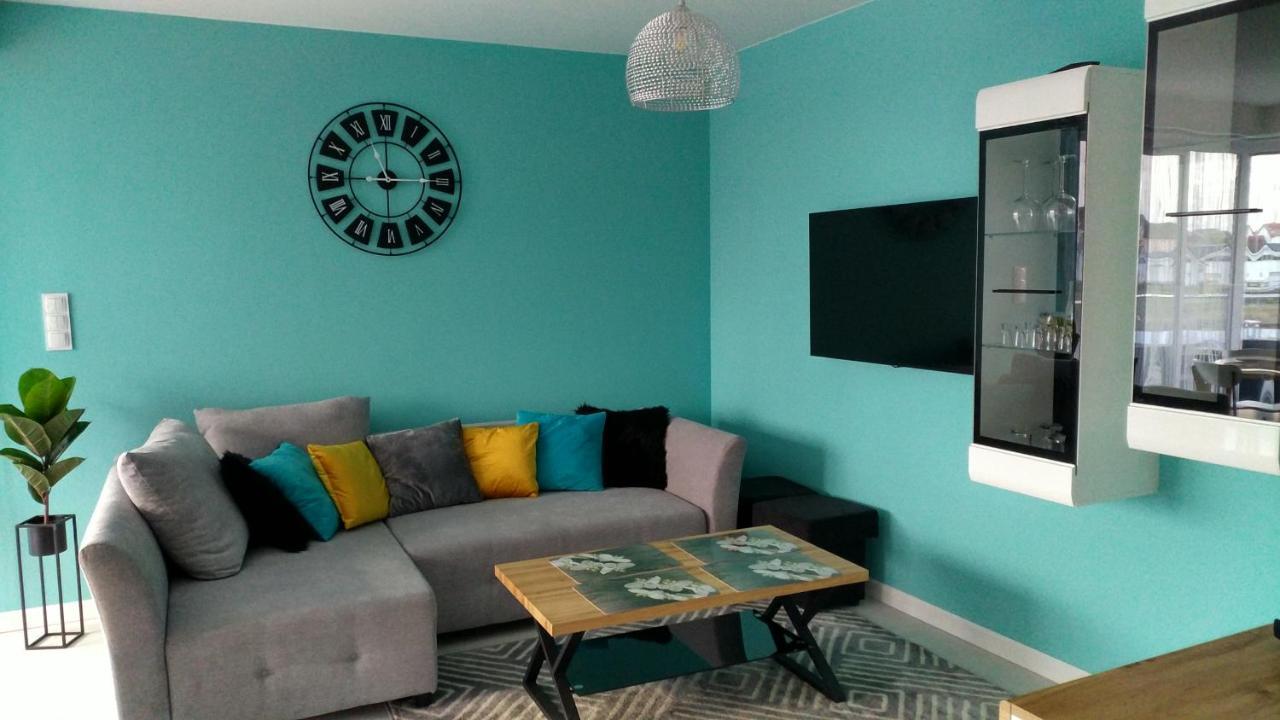 Apartament Holiday 32 レバル エクステリア 写真