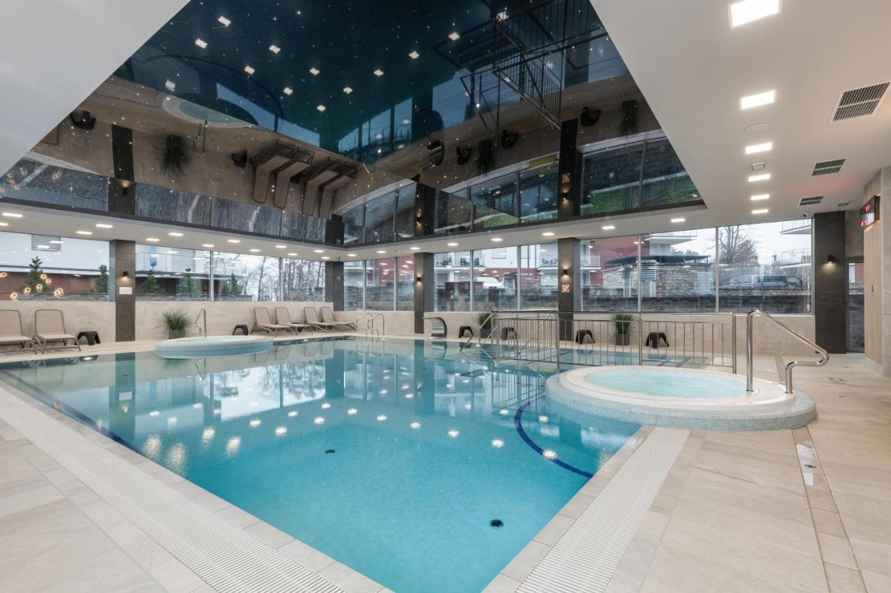 Apartament Holiday 32 レバル エクステリア 写真